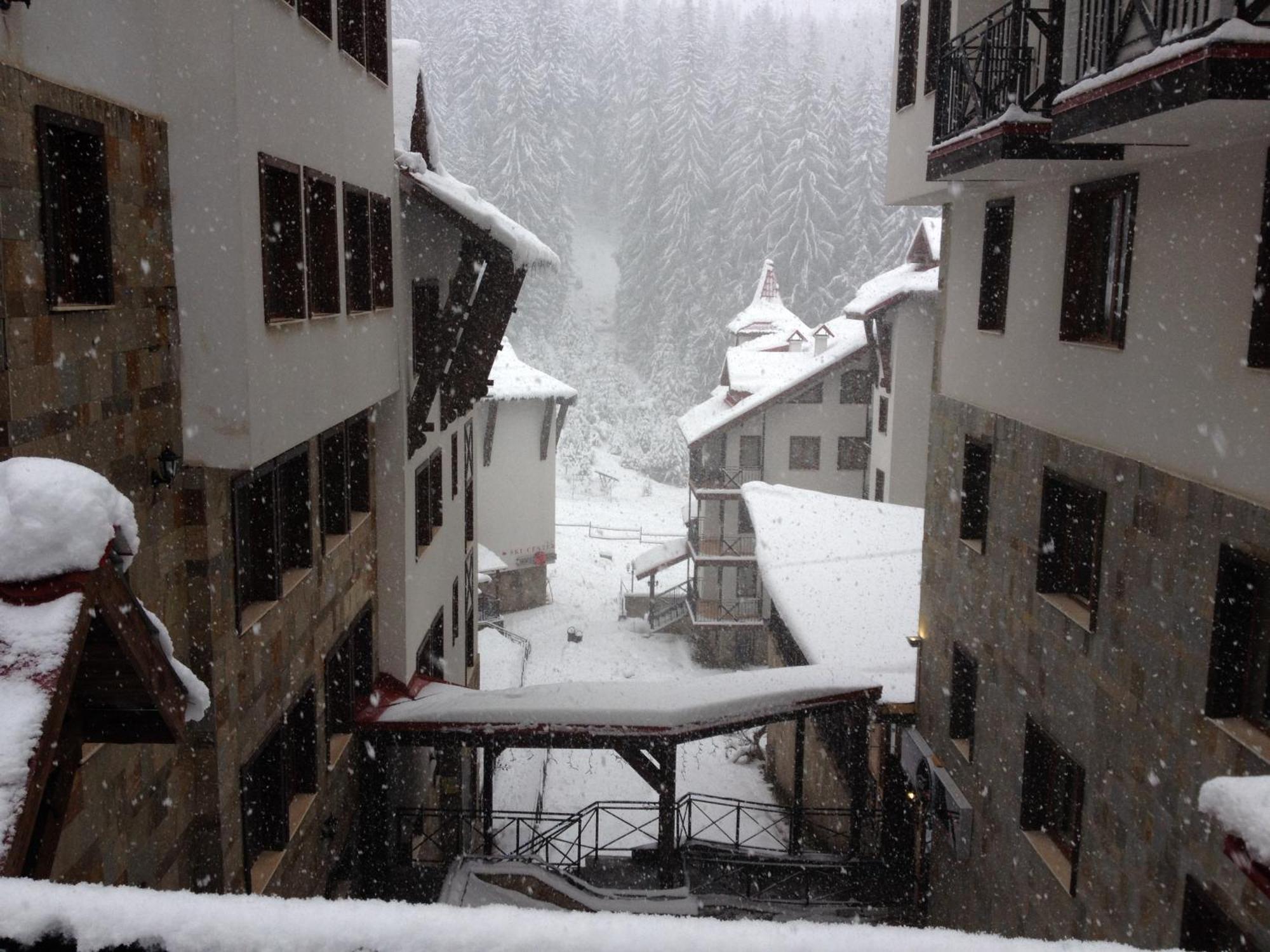 Ski Apartment In Castle Complex Pamporovo Buitenkant foto